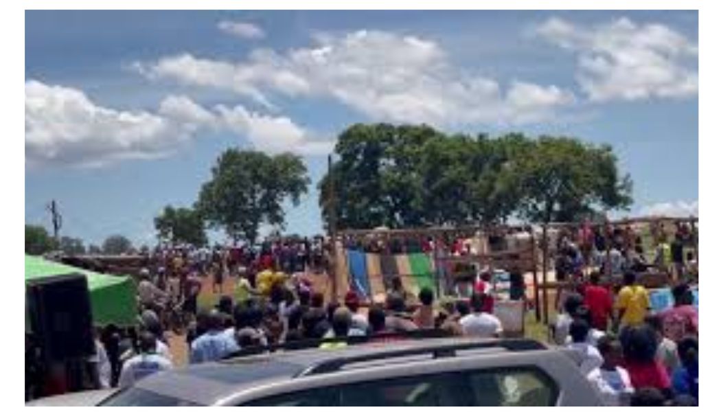 The Niko Kadi initiative, a voter registration exercise in Kitale, was temporarily halted on Saturday, April 11, after goons infiltrated the exercise.