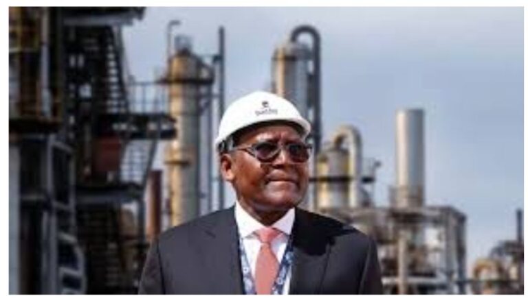 Billionaire Aliko Dangote commits to build oil refinery in East Africa