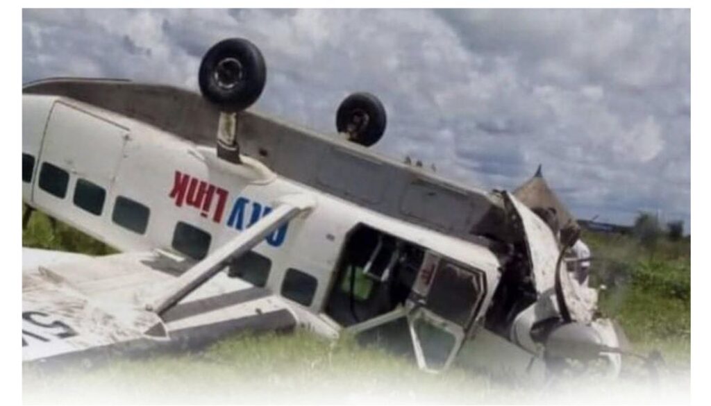 Two Kenyans were among 14 people killed after a passenger aircraft crashed in South Sudan.