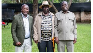 Oburu brokers peace between CS Oparanya and Governor Barasa