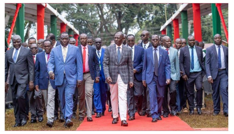 Ruto promises employment to all BOM teachers in Maseno School