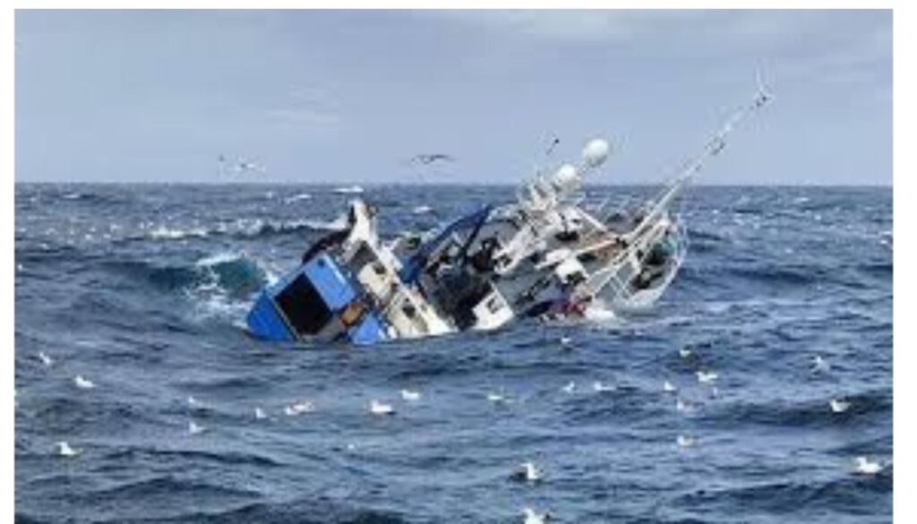 Four people have been reported missing after a boat capsized in the Indian Ocean.