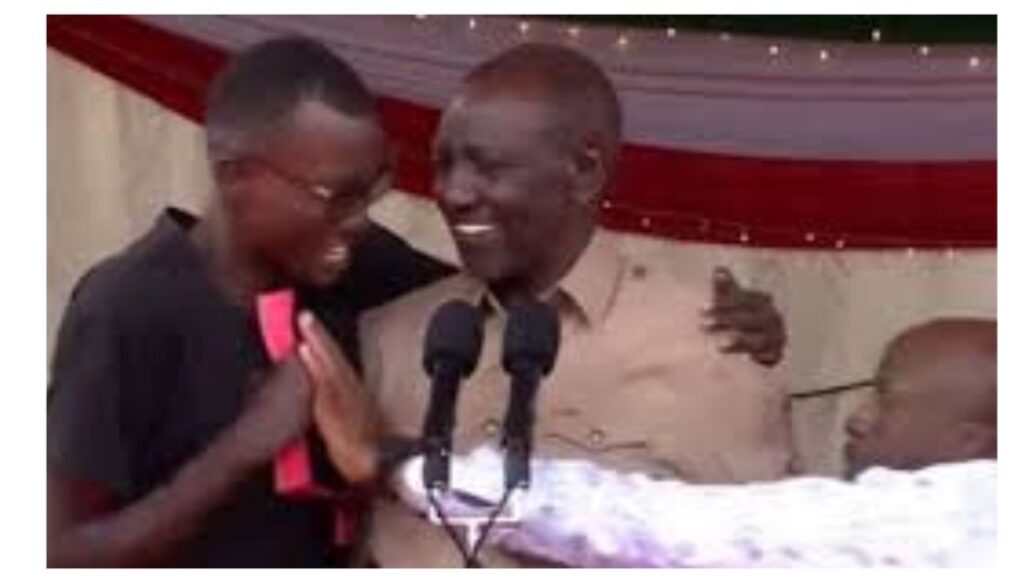Man breaches President Ruto's security, joins him on stage in Kilifi