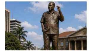 Nairobi West Member of County Assembly Rex Omolleh has proposed that the proposed Raila Odinga monument be erected at the Supreme Court Roundabout.